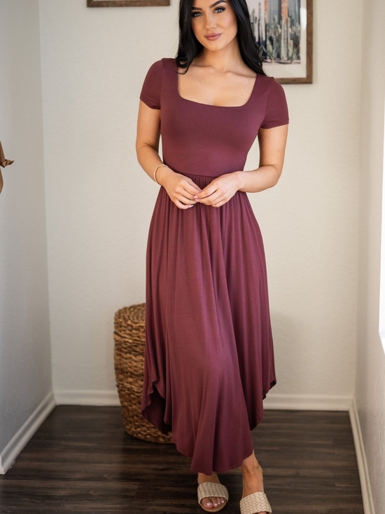 Sozy Dresses & Skirts - Sozy. Emma. Mauve High-Low Square Neck Maxi Dress
